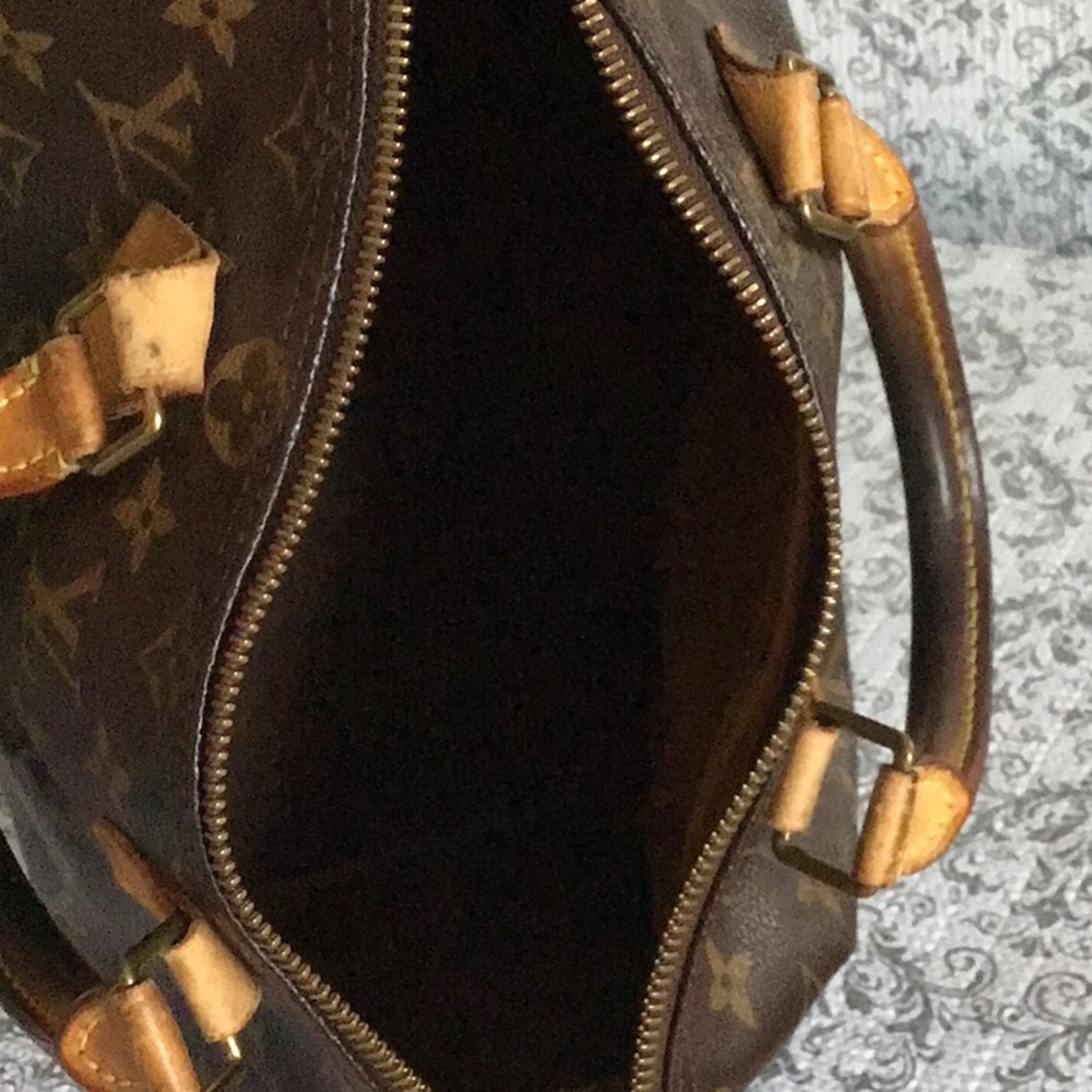 Louis Vuitton Brown Mini Bag with Signature Monogram - Picture 7 of 10